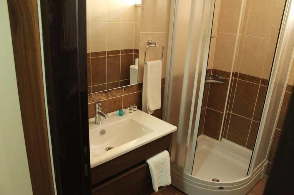 Lotis Hotel Ankara Exteriör bild